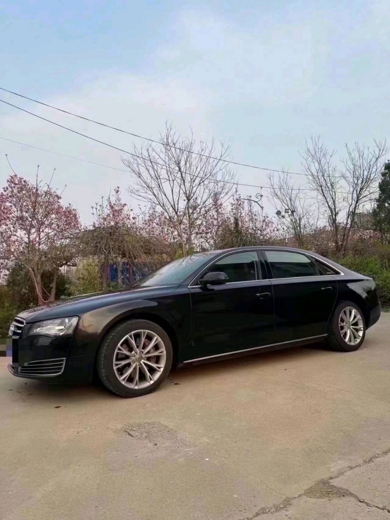 东营14年奥迪A8L3
