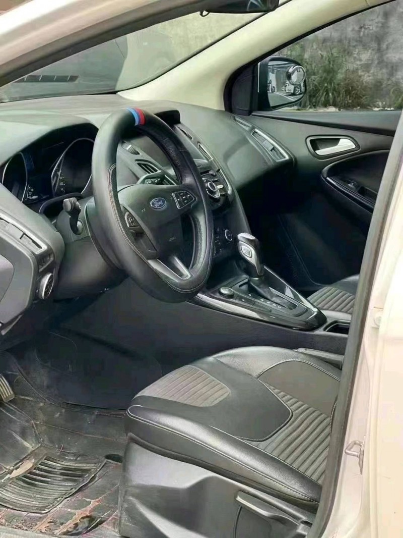 广州18年福特福克斯6