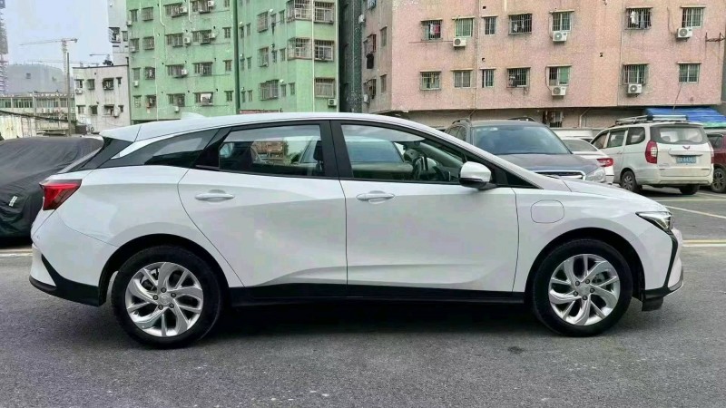 广州23年别克微蓝5