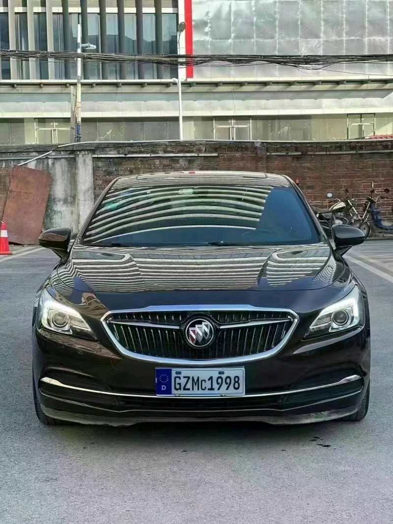 东莞17年别克君越1