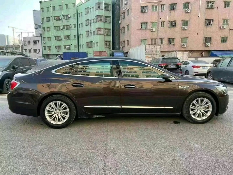 东莞17年别克君越5