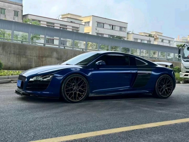 广州13年奥迪R82