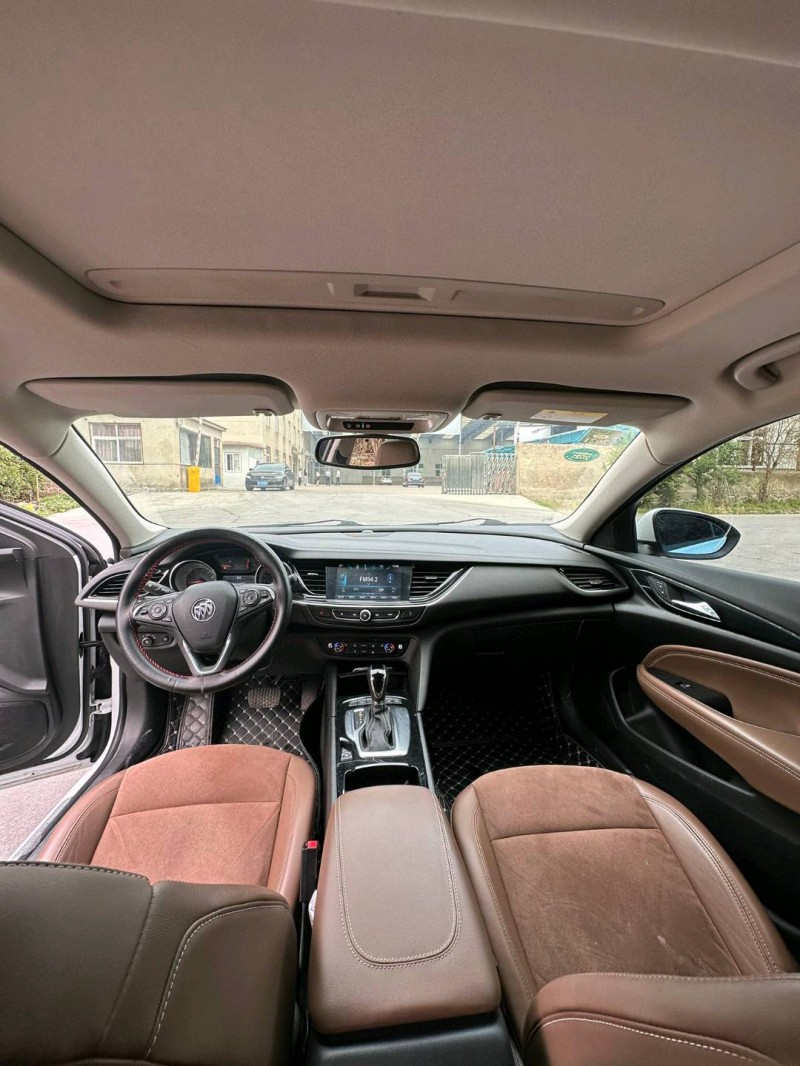 徐州19年别克君威5