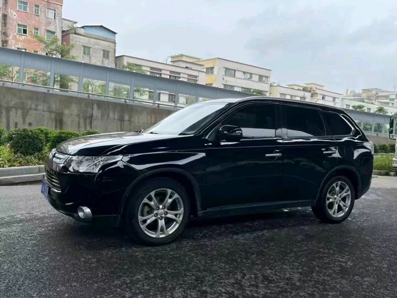 广州15年三菱欧蓝德2