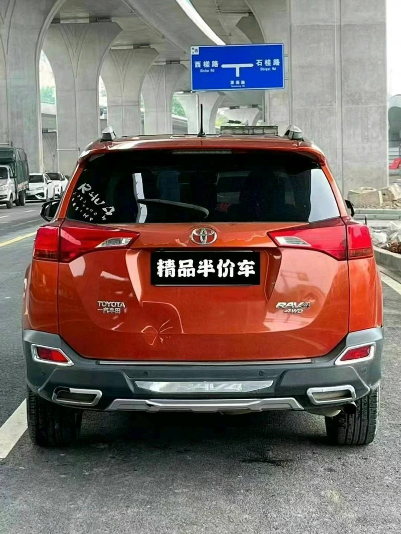 广州14年丰田RAV43
