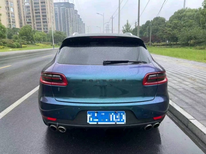 苏州14年保时捷Macan9
