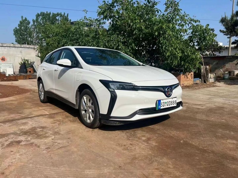 青岛24年别克微蓝2