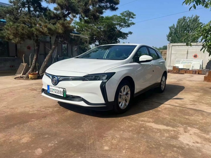 青岛24年别克微蓝3