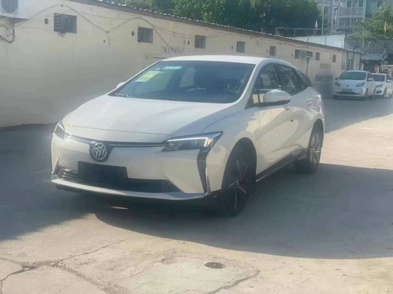 济宁24年别克微蓝2