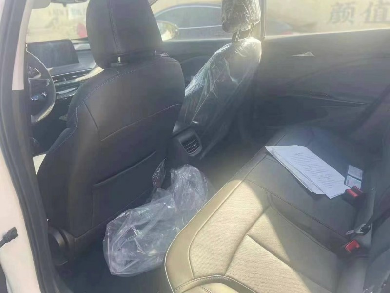 济宁24年别克微蓝4