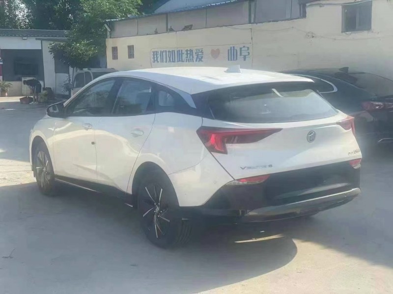 济宁24年别克微蓝7