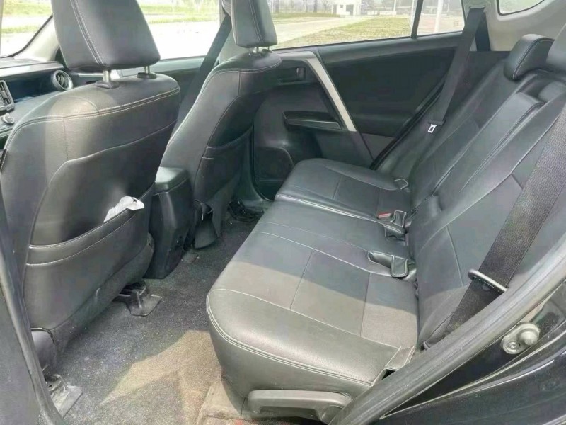 枣庄19年丰田RAV4荣放6