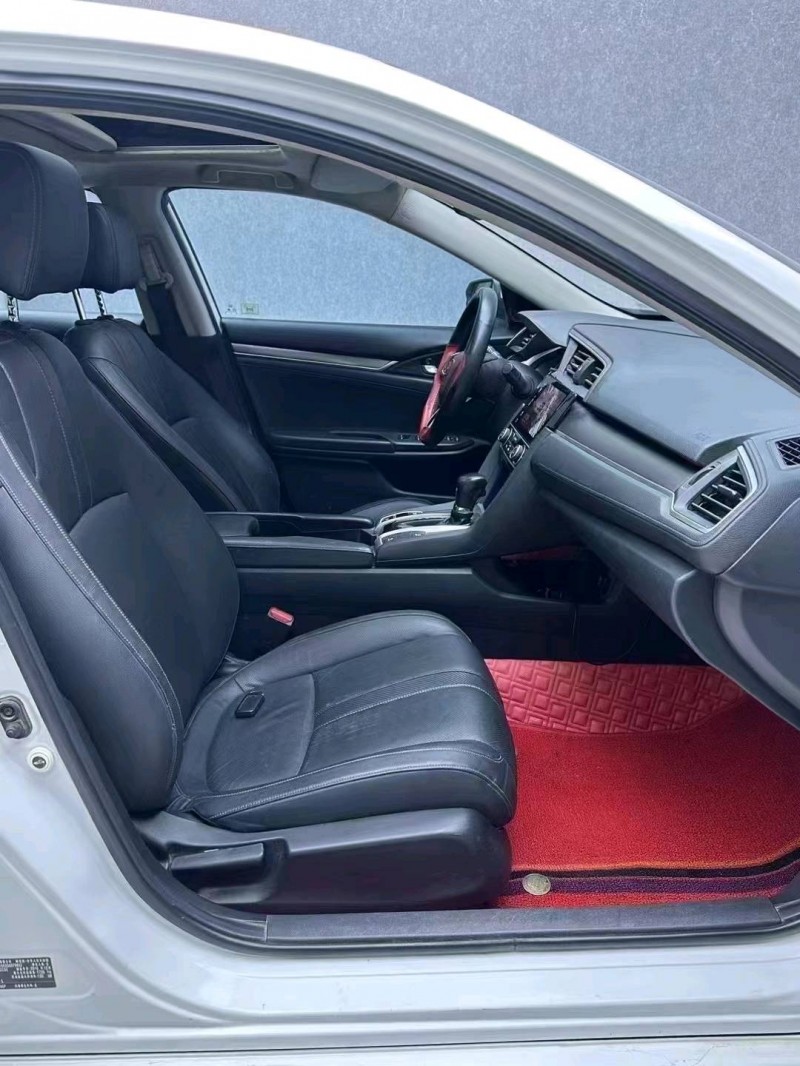 廊坊17年本田思域7