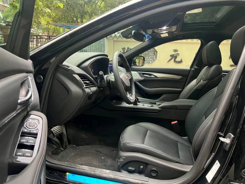 保定20年凯迪拉克CT55