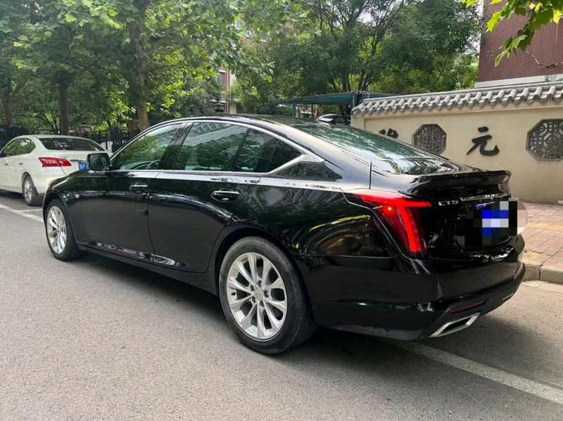 保定20年凯迪拉克CT58