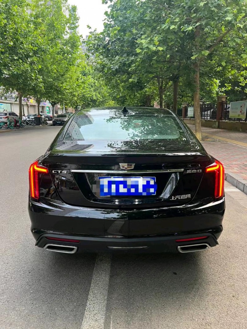 保定20年凯迪拉克CT59