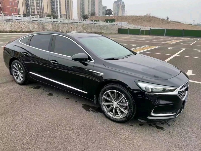 武汉22年别克君越3