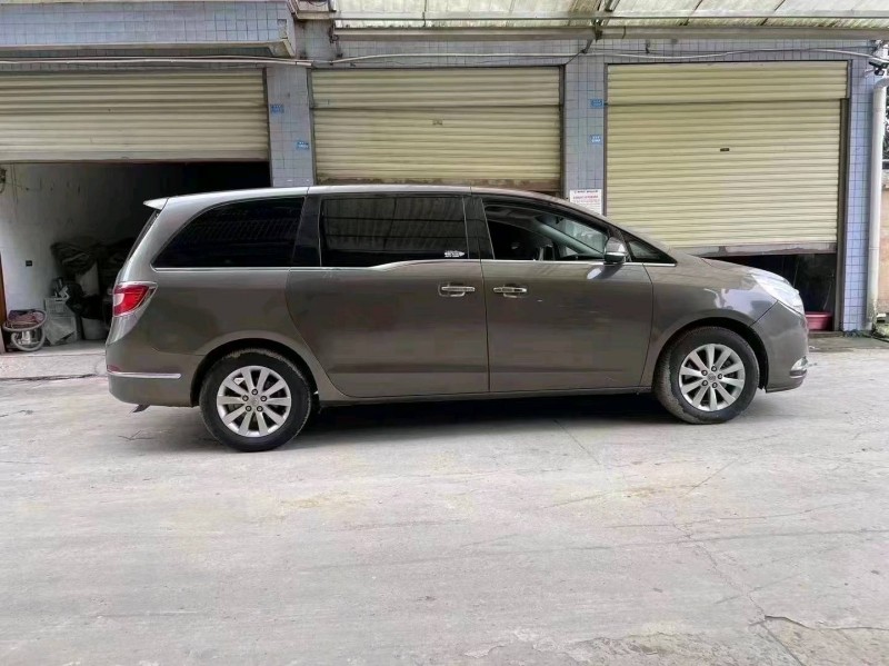 重庆13年别克GL83