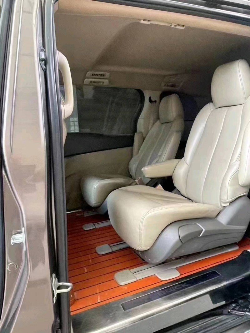 重庆13年别克GL89