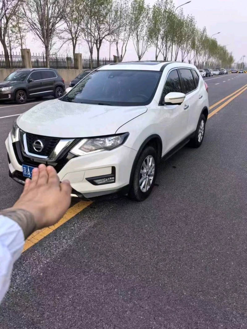 北京19年日产奇骏4