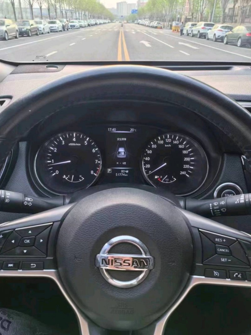 北京19年日产奇骏8