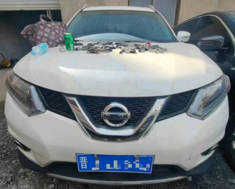 太原16年日產奇駿1