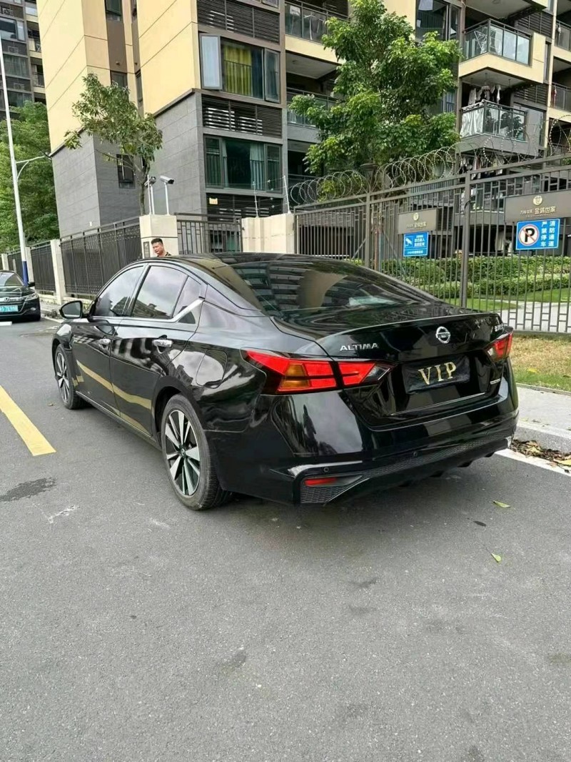 广州21年日产天籁9