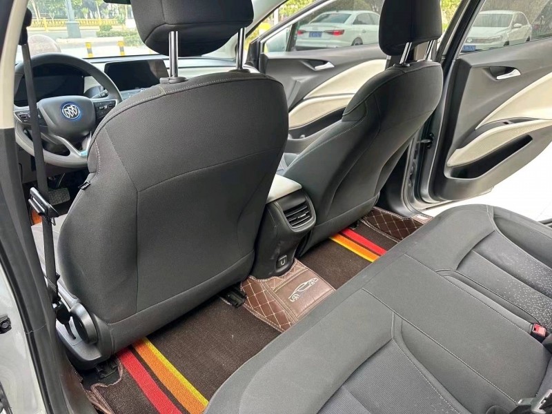 枣庄23年别克微蓝5