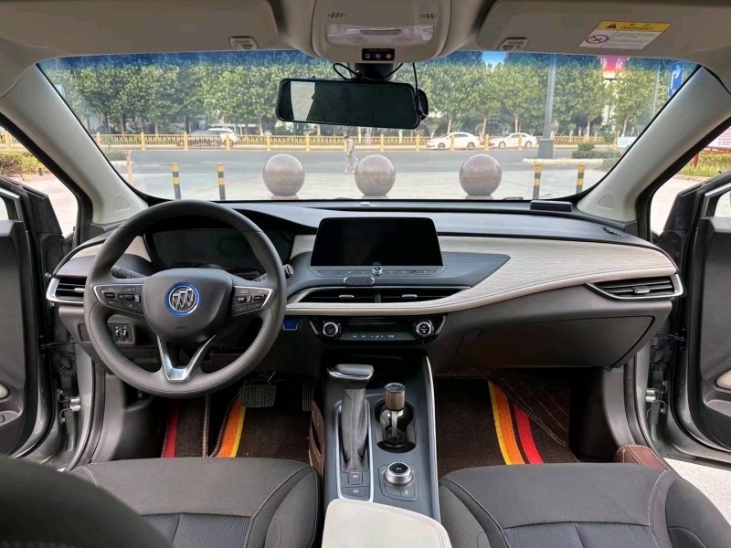 枣庄23年别克微蓝6