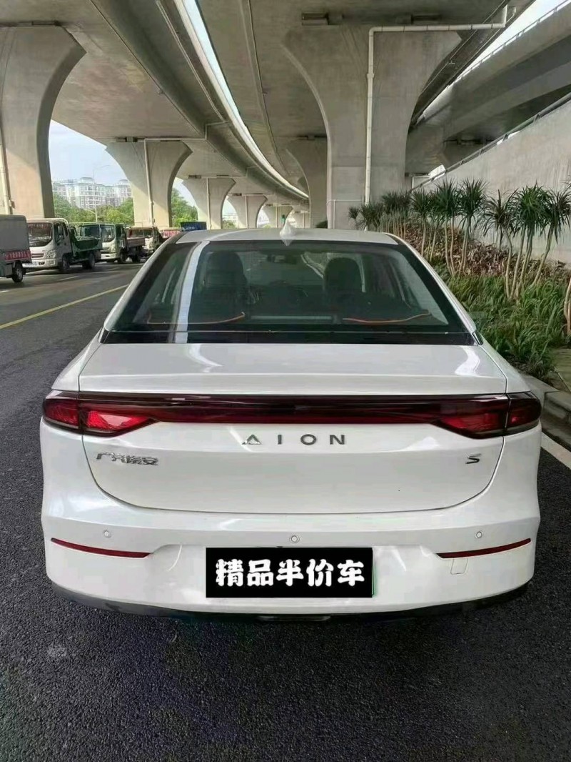 广州23年传祺埃安S5304