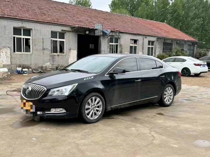 青岛15年别克君越2