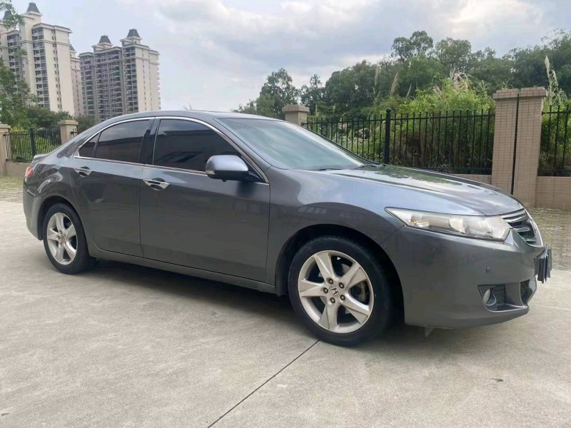 江门10年本田思铂睿3