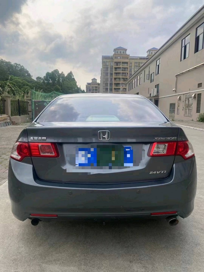 江门10年本田思铂睿9