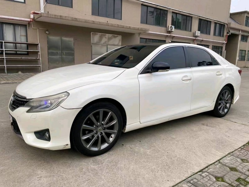 江门15年丰田锐志2