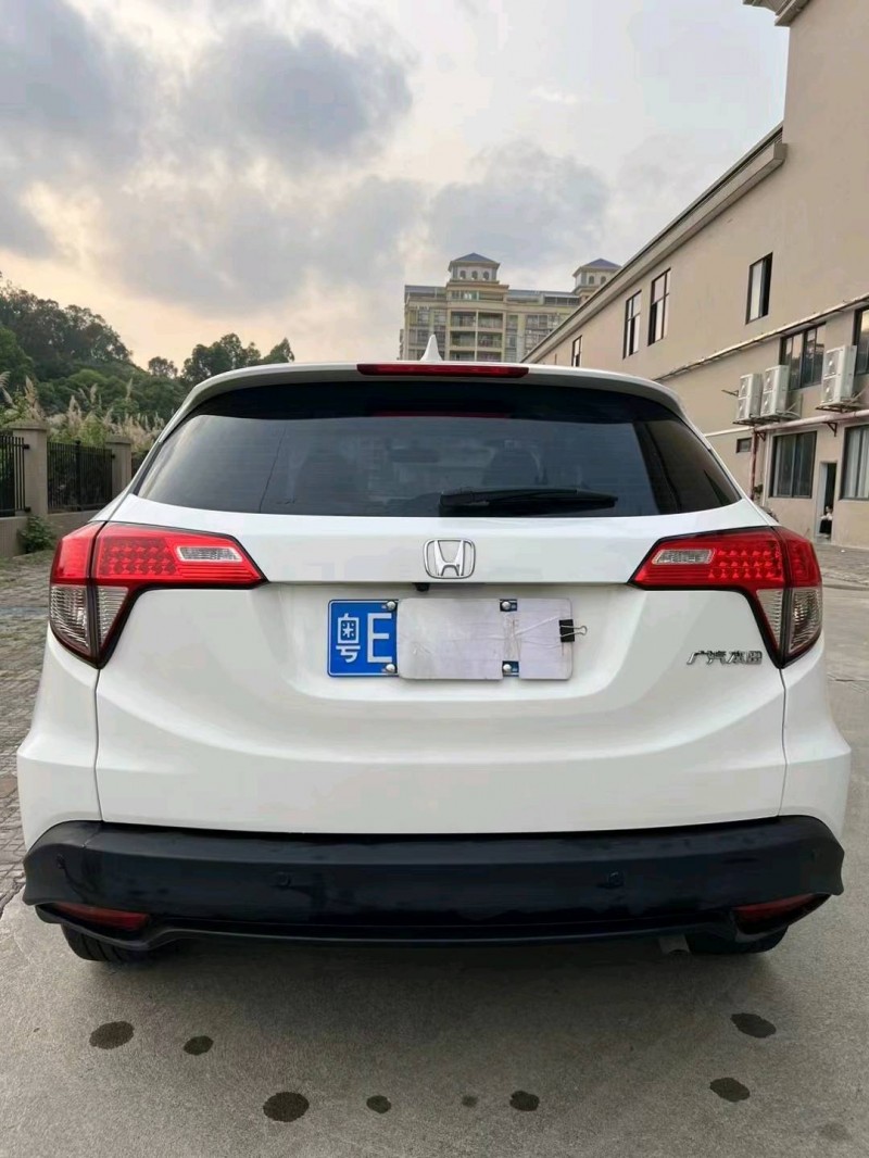 江门21年本田缤智9