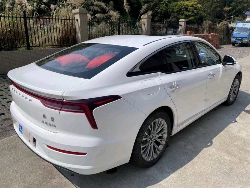 江門23年奔騰B708