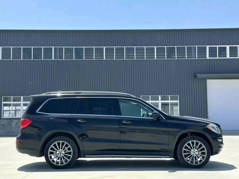 邯郸13年奔驰GL8