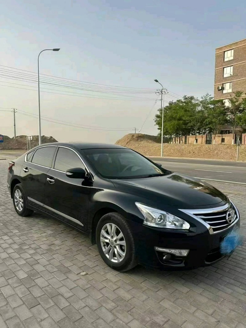 秦皇島15年日產天籟3