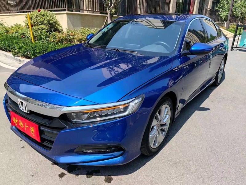 青岛20年本田雅阁3