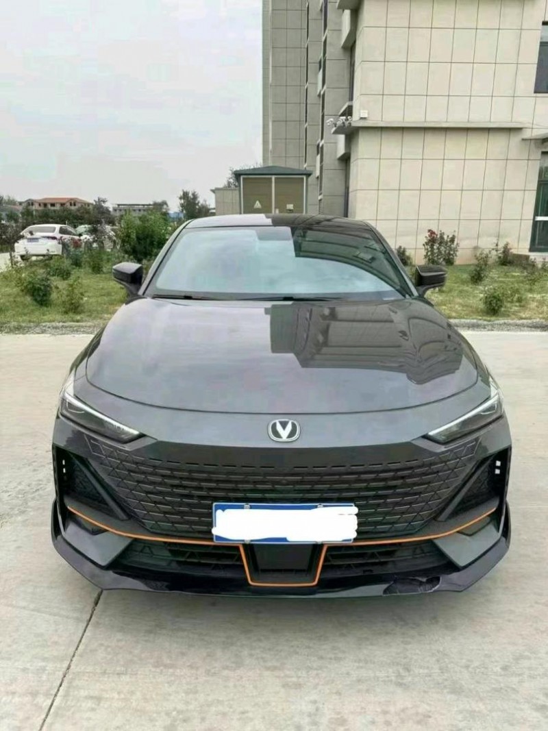 东营22年长安汽车UNI-V1