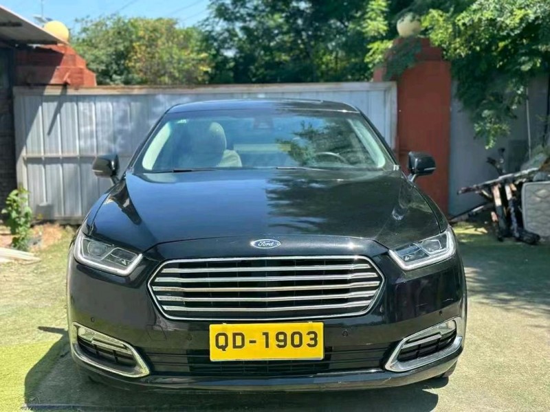 东营17年福特金牛座1