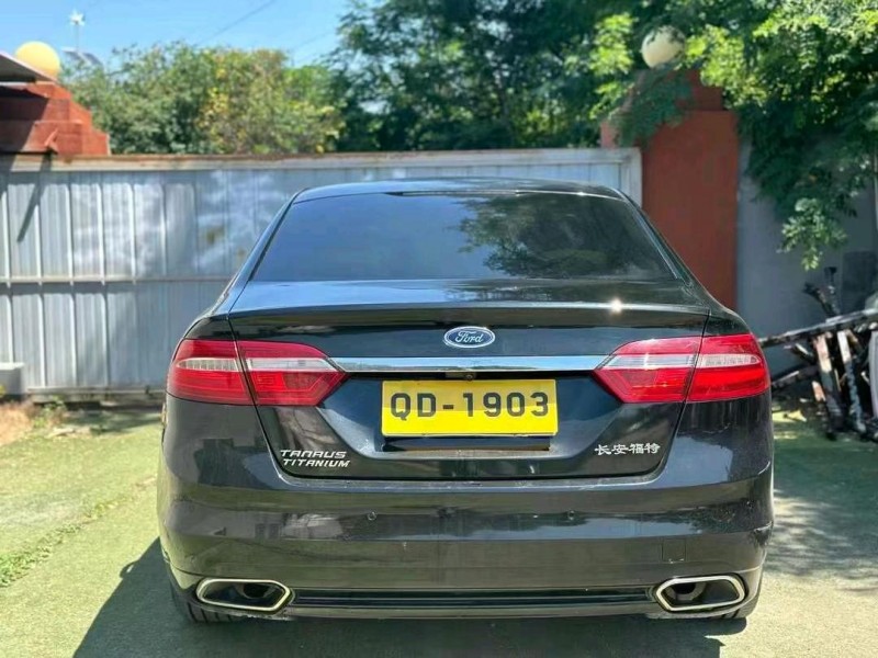 东营17年福特金牛座5