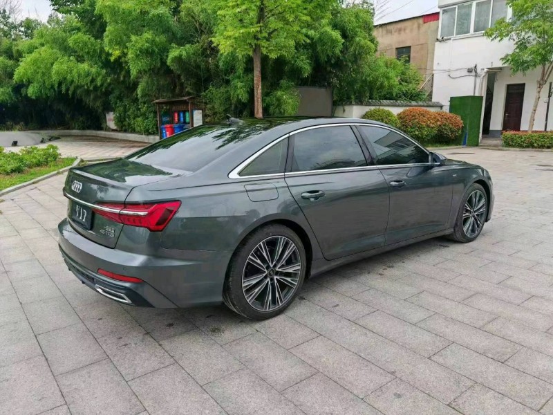 苏州22年奥迪A6L4