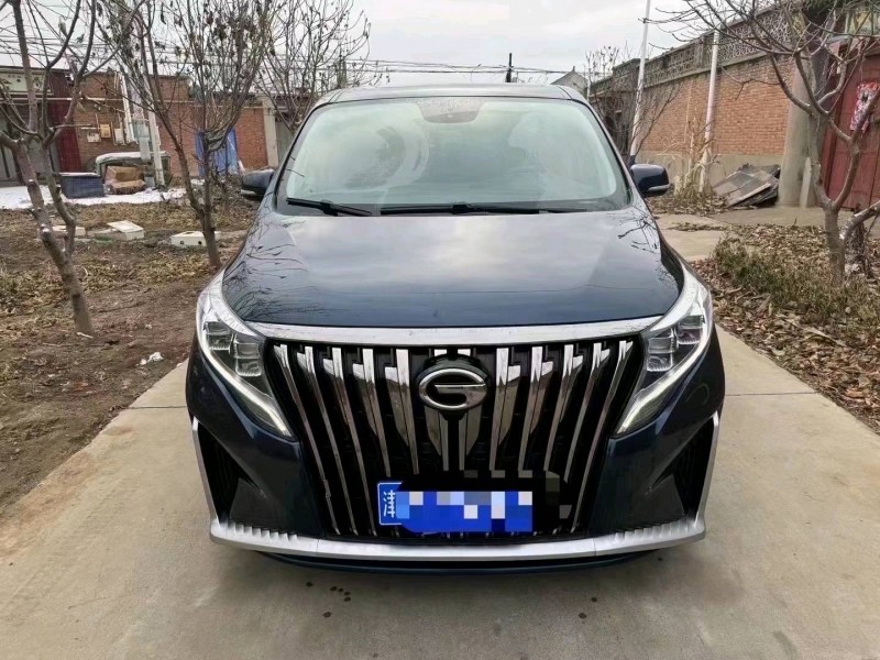 保定20年传祺M81