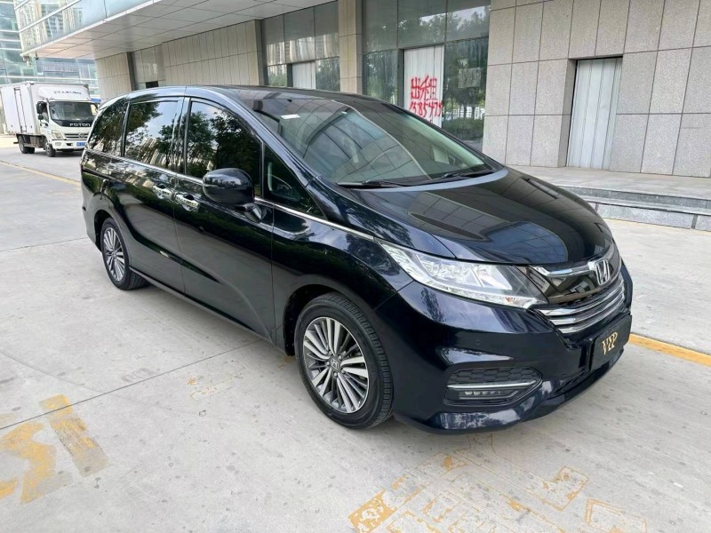 济宁18年本田奥德赛2