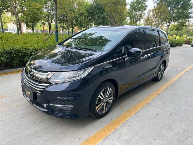 济宁18年本田奥德赛3