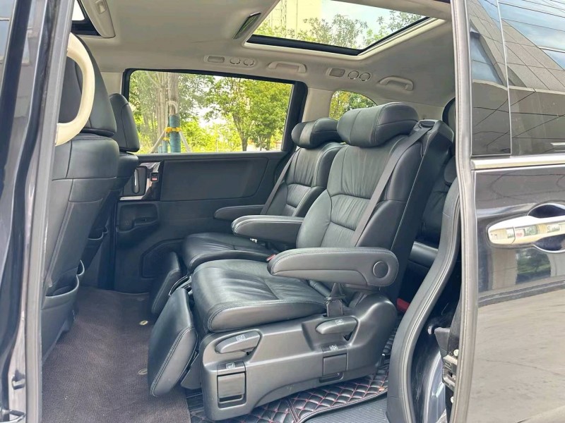 济宁18年本田奥德赛6