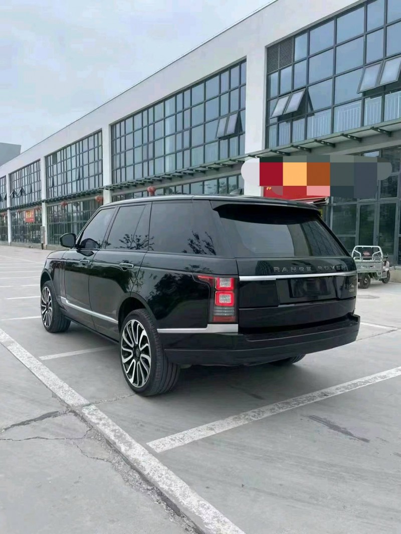 徐州18年路虎揽胜行政8