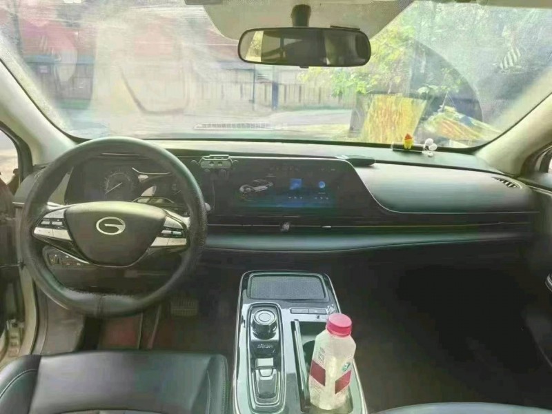 成都23年传祺埃安S5802