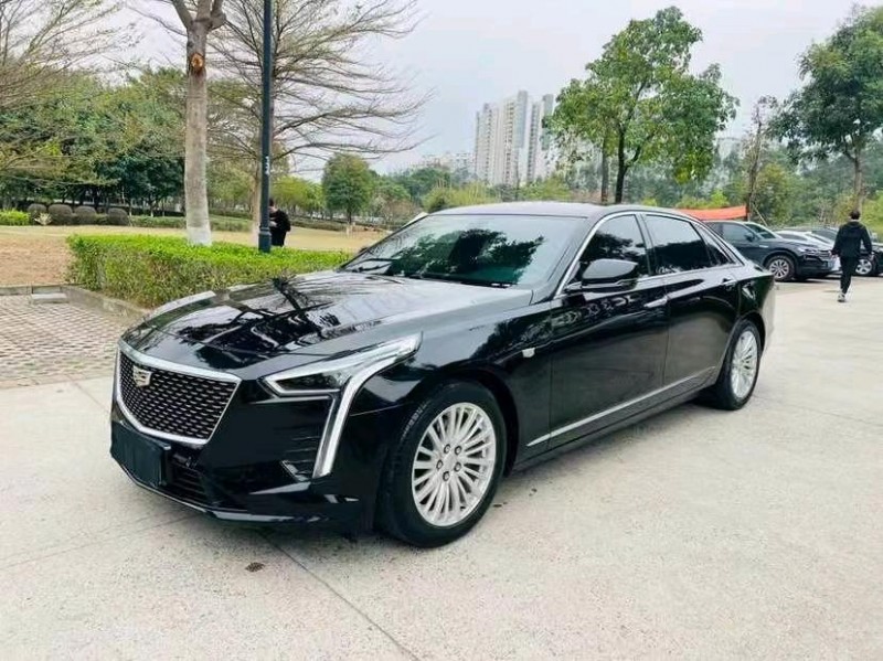 东莞20年凯迪拉克CT63